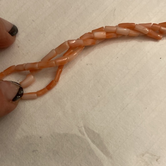 NATURAL CORAL Twisted Rope NECKLACE w/ 14k Gold Catch - Picture 4 of 4